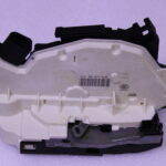 VOLKSWAGEN DOOR LOCK 5N1837016E
