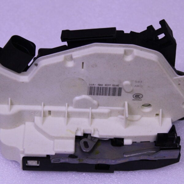 VOLKSWAGEN DOOR LOCK 5N1837016E