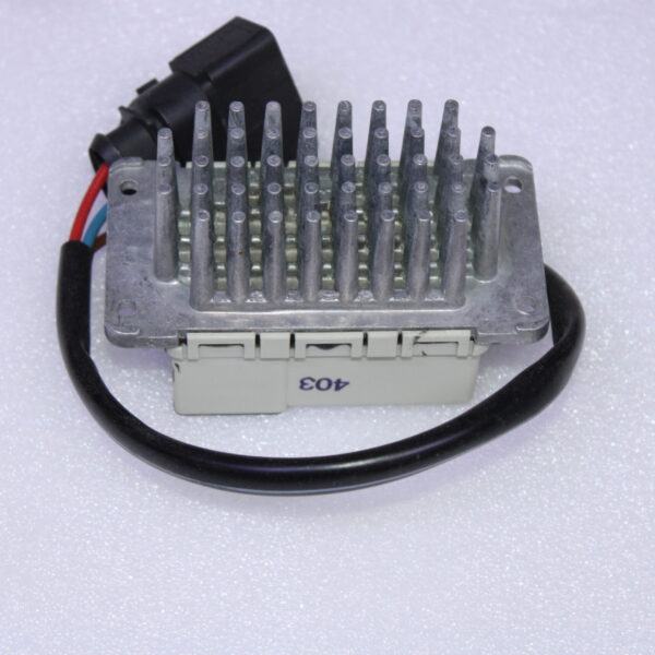 VOLKSWAGEN FAN CONTROL 3D0907521A