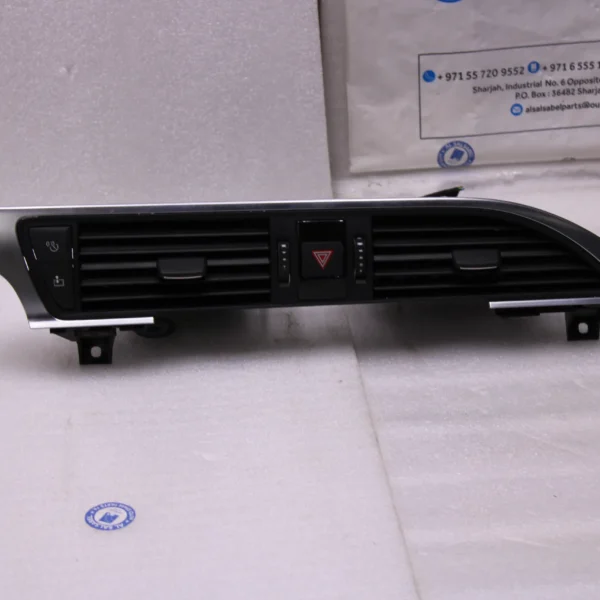 Audi A6 S6 DASH CENTER AIR VENT GRILL 4G2820951