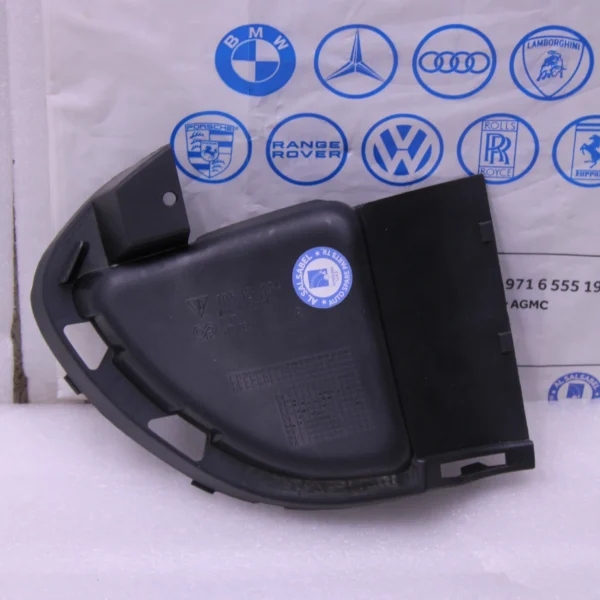 Porsche Cayenne Air Intake Cover Panel 7P5121334