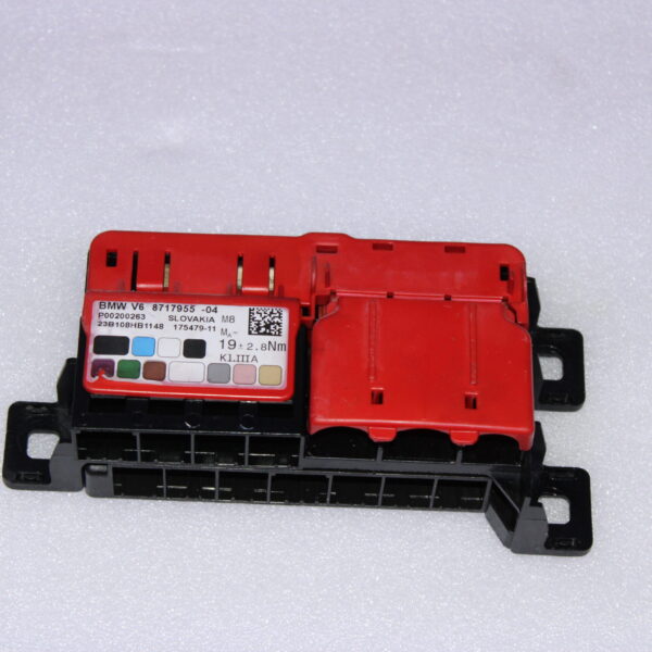 BMW B+ DISTRIBUTOR REAR 61148717955