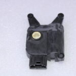 VOLKSWAGEN CENTRAL POSITIONING MOTOR 3C0907511A