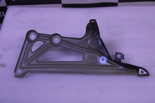 Bmw X1 Series F48 Fender Mount Bracket Left 7329447