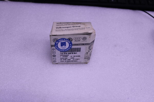 Volkswagen Control Lamp For Airbag 7L6919235B B41
