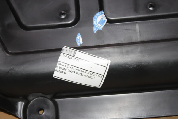 Mercedes Benz Gle Center Shield 1665200723