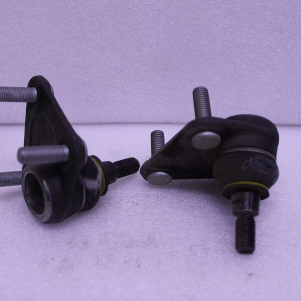VOLKSWAGEN GUIDE JOINT 8N0407365C