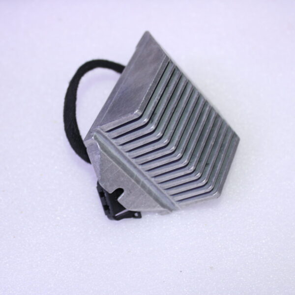 VOLKSWAGEN FAN CONTROL 6Q1907521B