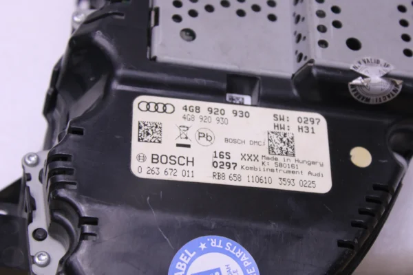 Audi A7 Combi-Instrument 4G8920930