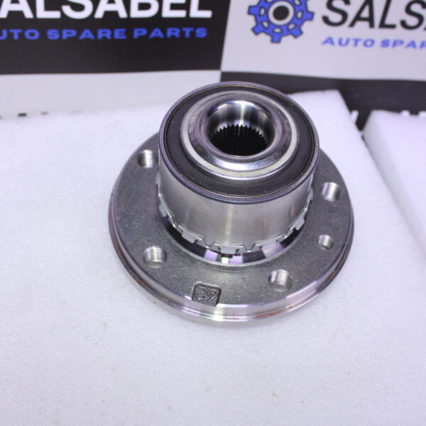 VOLKSWAGEN WHEELHUB WITH BEARING 7H0401611H