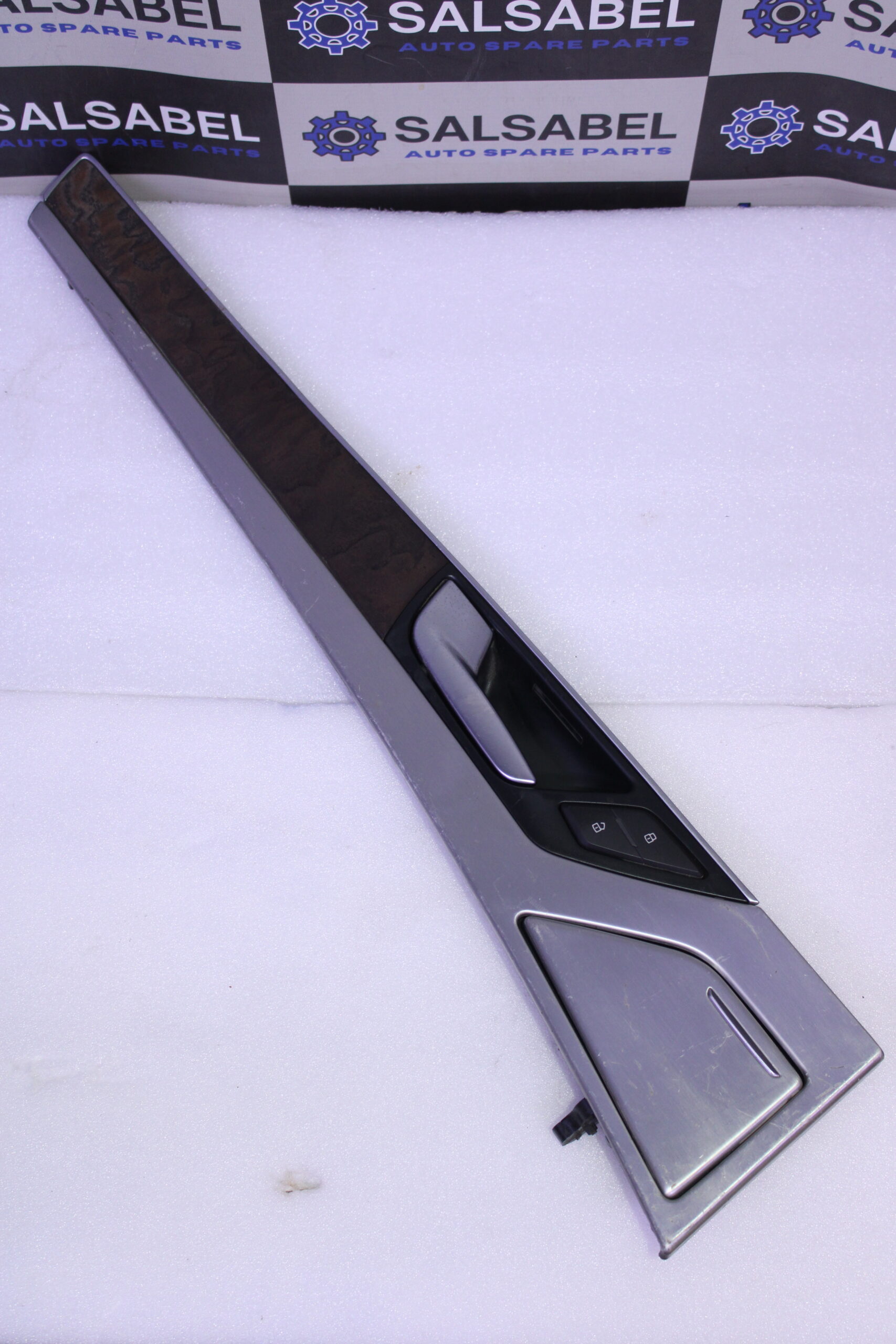 Audi A6 A7 Front Right Bonnet Hinge 4G8823302C Audi A6 A7 Front Right Bonnet Hinge 4G8823302C