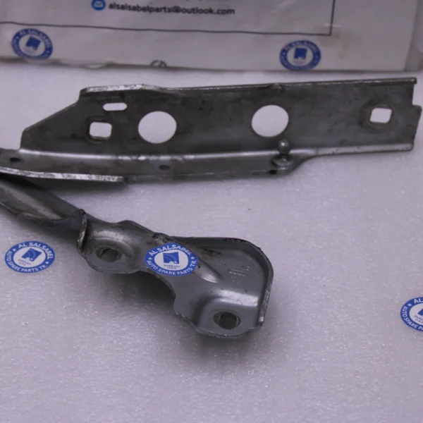 Audi A6 A7 front LEFT Bonnet Hinge 4G8823301C