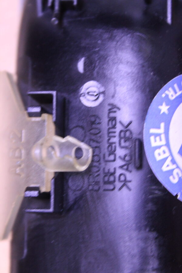 Audi Inner Actuator Front Left 8R0837019