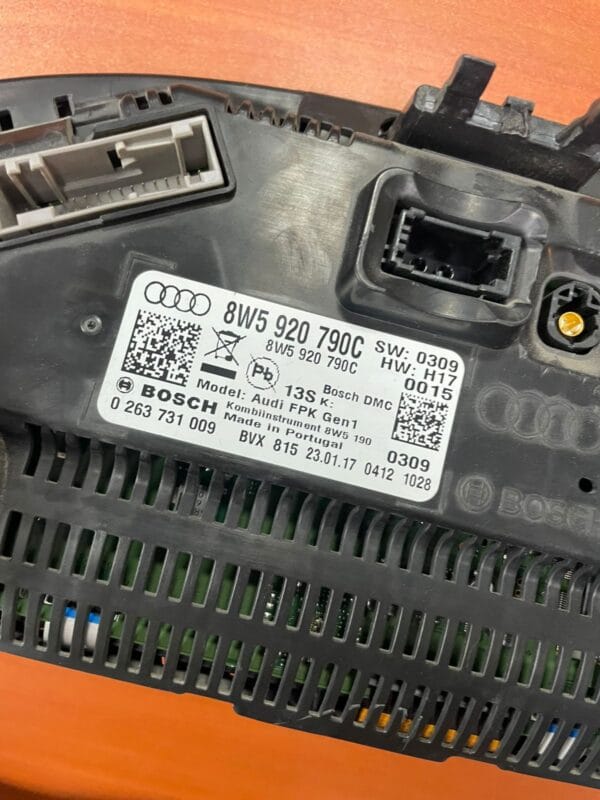 Audi Combi Instrument 8W5920790C