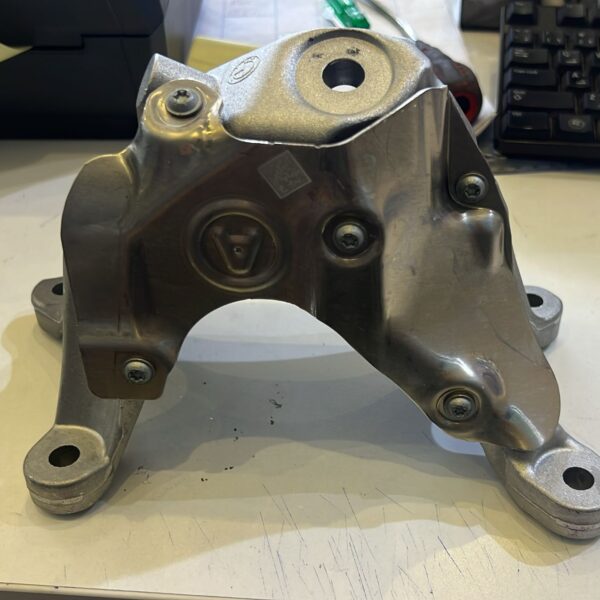 BMW Engine supporting bracket right 22116876216