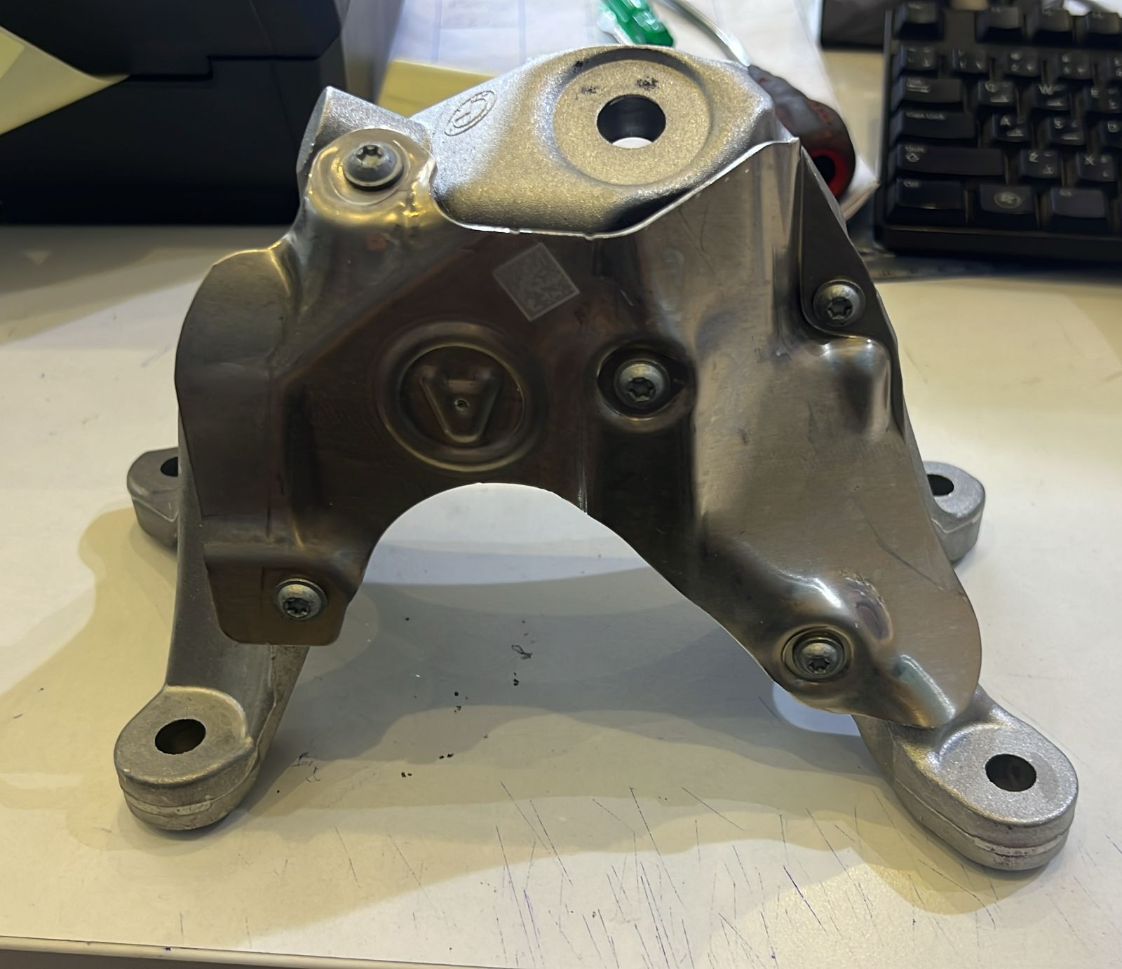 Bmw Engine Supporting Bracket Right 22116876216 Bmw Engine Supporting Bracket Right 22116876216