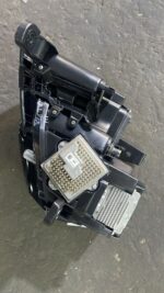 Jeep Grand Cherokee HEADLIGHT RIGHT XENON 6826651AE