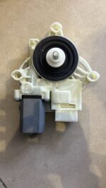 BMW DRIVE WINDOW LIFTER 51338739972