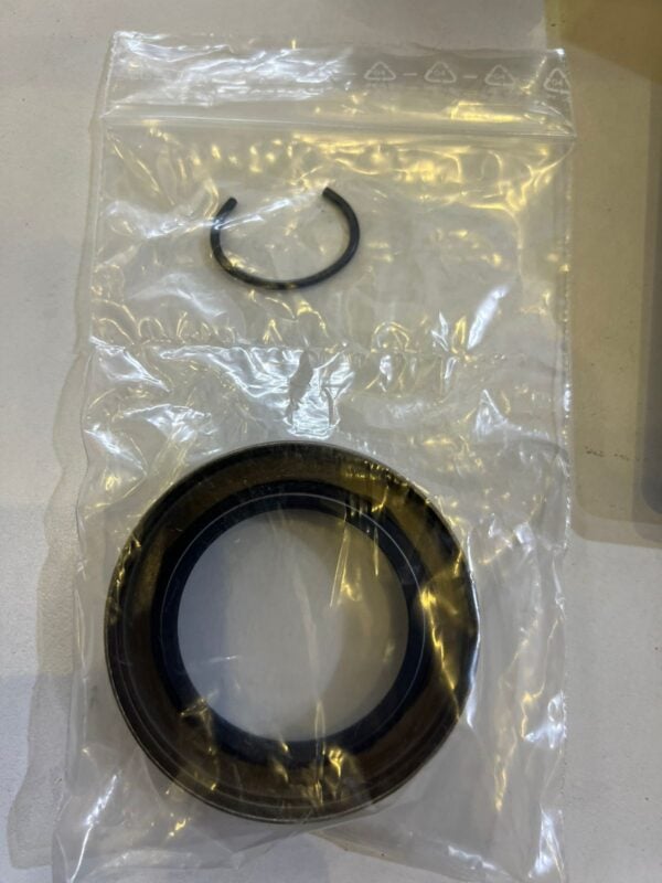 Bmw Shaft Seal With Lock 31508743675