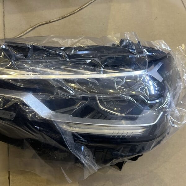BMW G42 HEADLIGHT LED 5A320E5