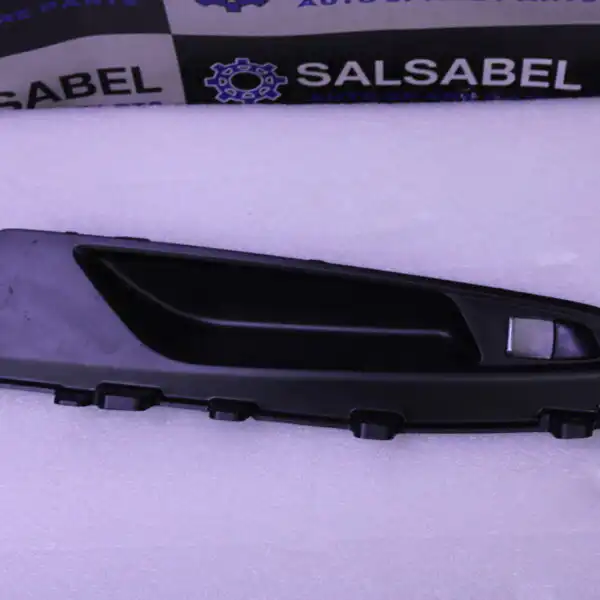 BMW X5 SERIES F15 FRONT RIGHT DOOR WINDOW SWITCH TRIM 51417292310