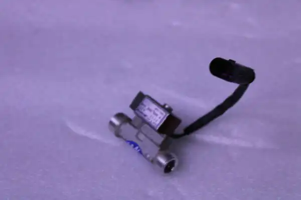 Audi A3 Shut Off Valve 8R0260696A