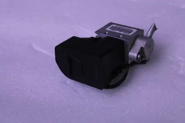 Volkswagen Touareg Expansion Valve 4M0816682E