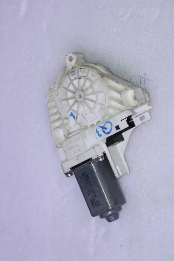Audi A6 Window Regulator Motor Left 8K0959801B