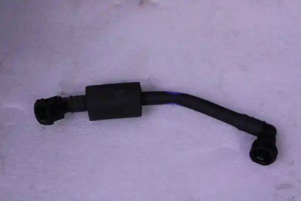 Bmw 4 Series G82 M4 Fuel Tank Breather Line 13908071689