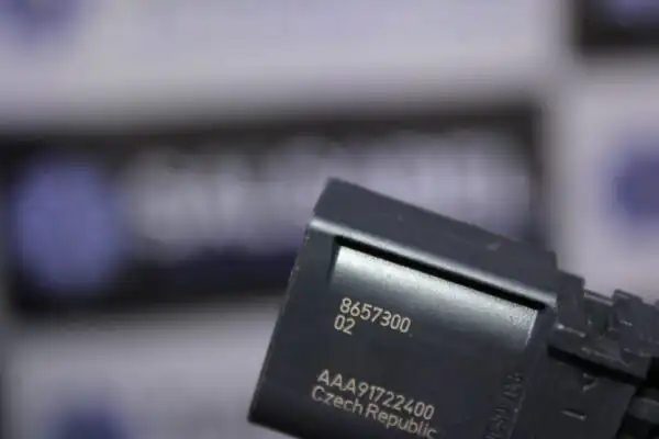 Bmw X4 M Series F98 Diffential Pressure Sensor 13628657300