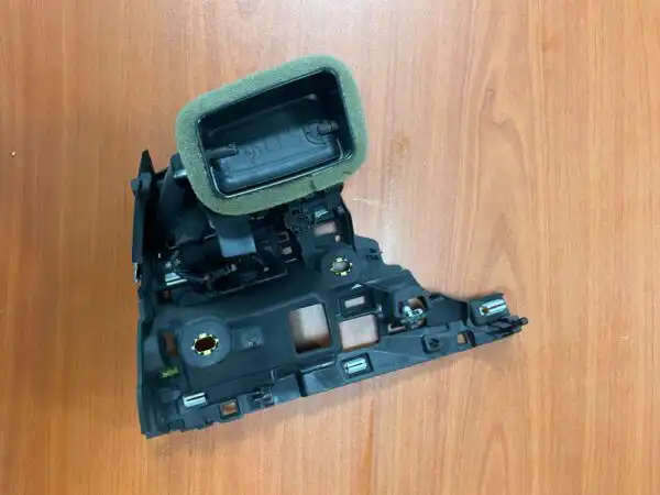 Audi Vent Drivers Side 4M8820902B