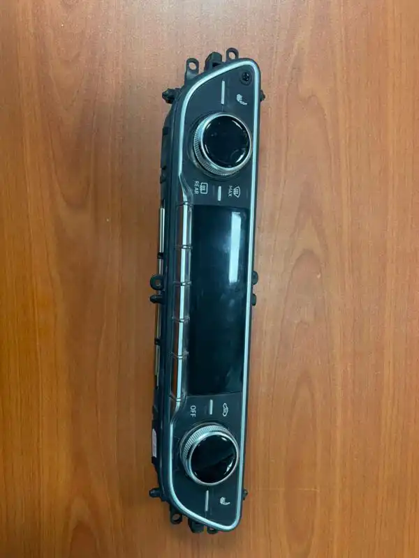 Audi Q5 Display And Control Panel 80A820043T