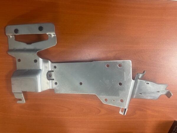 Audi Q7 Q8 Bracket 4M0907682