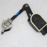 MERCEDES BENZ C CLASS TURNING ANGLE SENSOR LEFT 2229050503