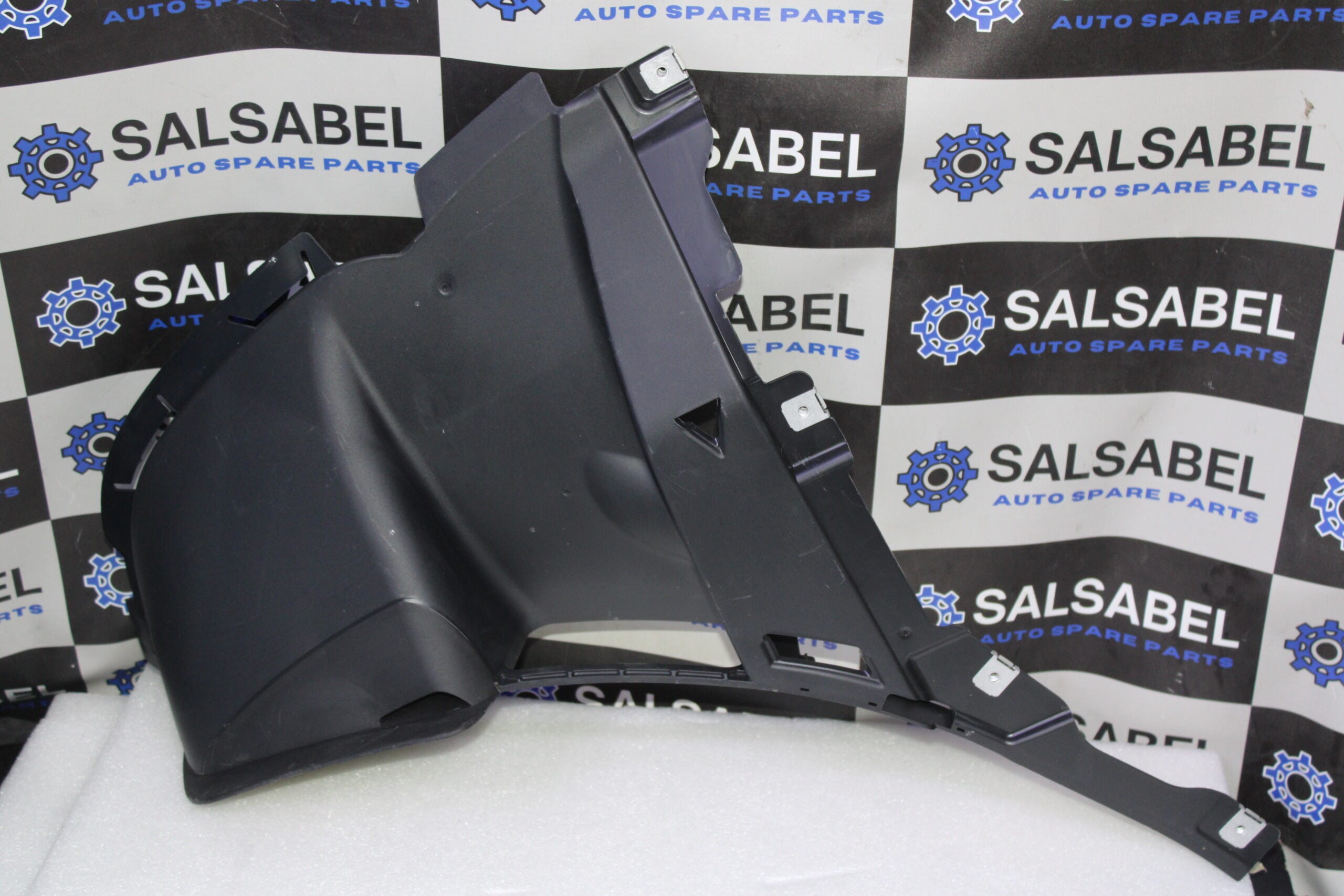 Porsche Cayenne Underbody Protection Air Guide Right Side 9Y0825318G Ok1 Porsche Cayenne Underbody Air Guide Right Side 9Y0825318G