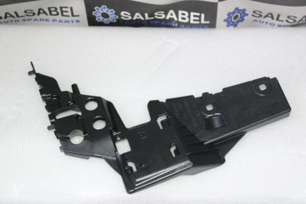 Audi A8 Guide Section Right 4N0807284E