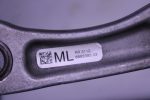 ROLLS ROYCE CULLINAN WISHBONE BOTTOM WITH RUBBER MOUNT LEFT 31106893395