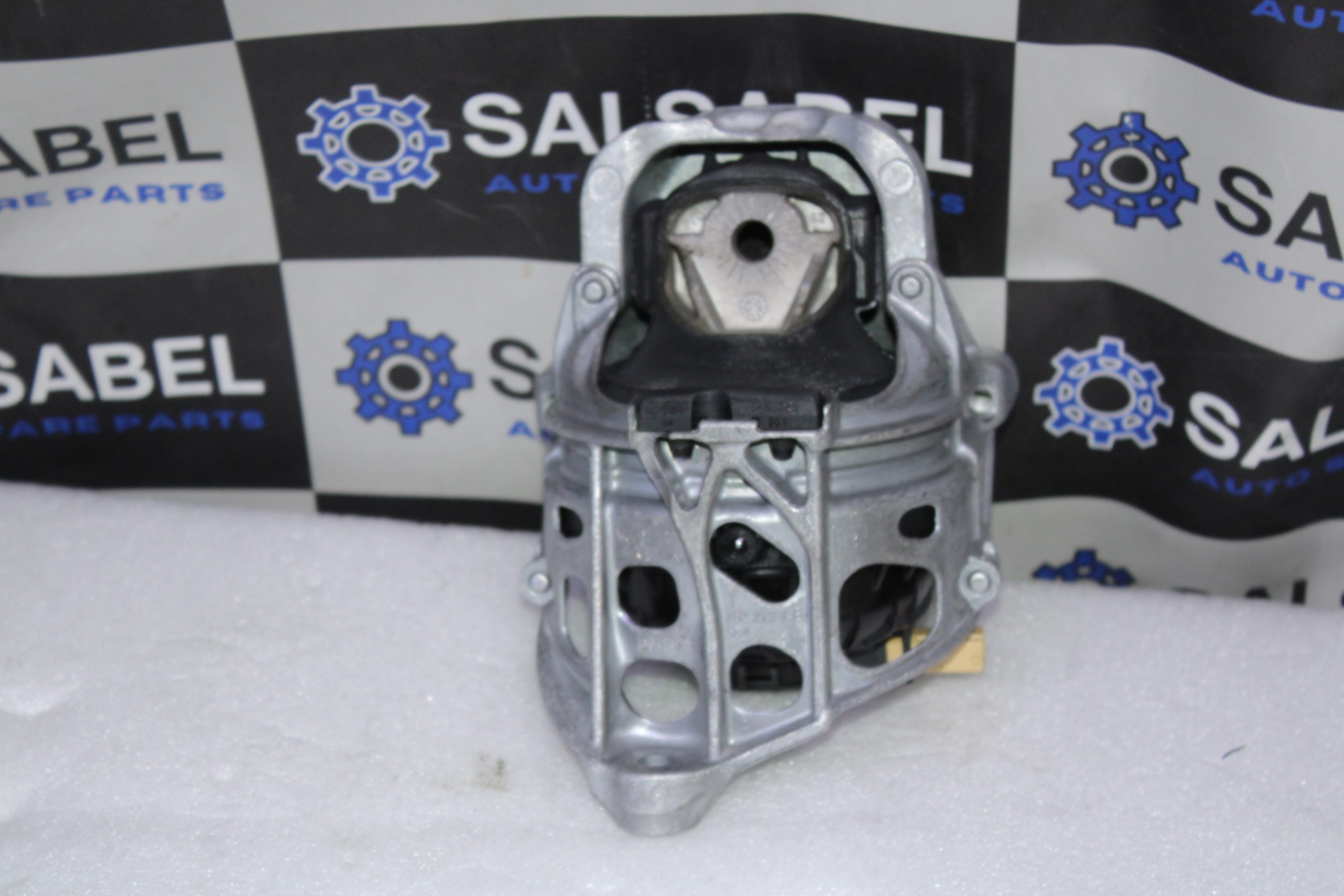 Audi Rs6 Engine Mounting Right 4M0199372Gn Audi Rs6 Engine Mounting Right 4M0199372Gn